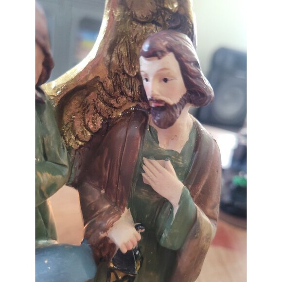 Kirkland's Nativity Holy Family With Angel Resin 10 in Mary Joseph Jesus - Picture 2 of 11